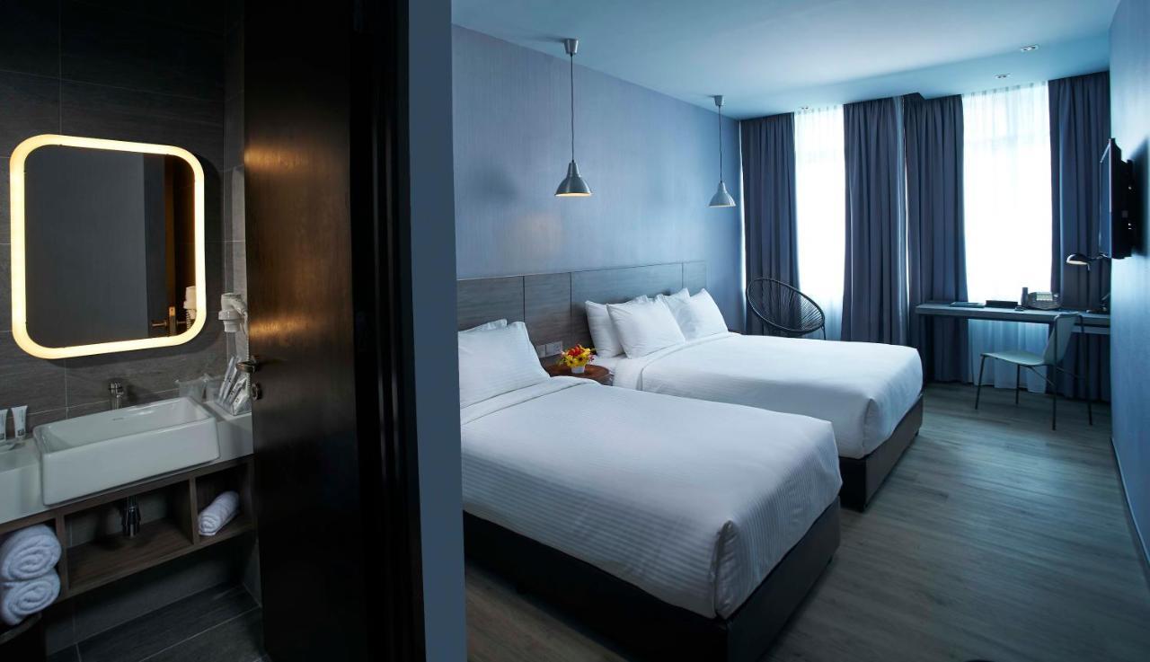 Urban H Hotel 3*